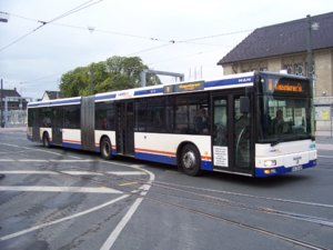 man-bus-01.jpg