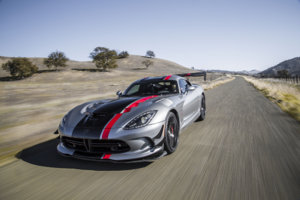 2016-dodge-viper-acr-black-front-970x647-c2.jpg