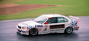 Johnny_Cecotto_-_BMW_318i_at_Brands_Hatch_1995_49641720521.jpg