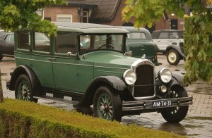 1928_Willys-Knight_70A_13972981427.jpg