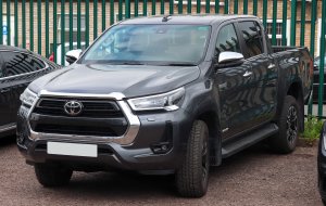 2021_Toyota_Hilux_Invincible_D-4D_4WD_24.jpg