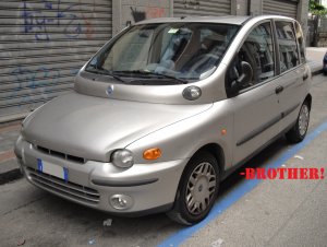 Fiat_Multipla_silver_front.jpg