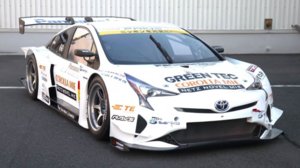 2016-toyota-prius-gt300-racecar-5-668x376.jpg