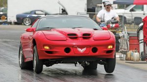red-pontiac-trans-am-86cgps23gmieo2tm.jpg