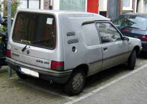 Peugeot_205_XA_Van.jpg