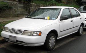 1995-1997_Nissan_Sentra_--_03-21-2012.jpg