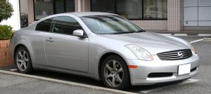 2003-2005_NISSAN_SKYLINE_COUPE_5AT.jpg