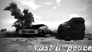 abandoned_moonhawk_in_desert.png