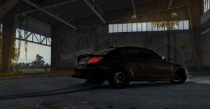 BMWM5E60industrialsitegarage3.jpg