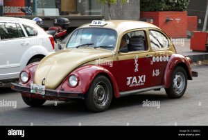 vw-beetle-taxi-ciudad-de-mexico-mexico-c1bmcg.jpg