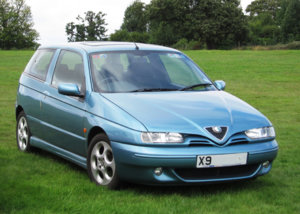 Alfa_Romeo_145_first_registered_in_UK_October_2000_1598cc_photographed_at_Knebworth.jpg