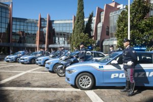 BMW-Polizei-Italien-3er-Touring-F31-LCI-02.jpg