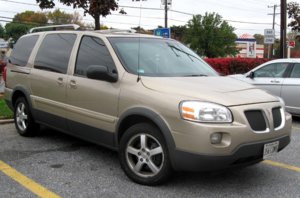 Pontiac_Montana_SV6_--_10-30-2009.jpg