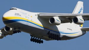 Craig-Murray-shot-this-Antonov-An-124-UR-82008-at-RAAF-Base-Amberley.jpg