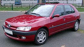 280px-Peugeot_306_front_20080822.jpg