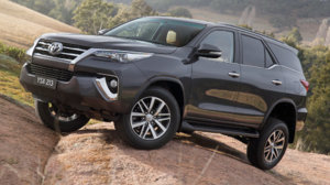 2016_toyota_fortuner_global-reveal_australia_03.jpg