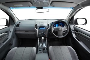 Holden-Colorado-7-interior.jpg
