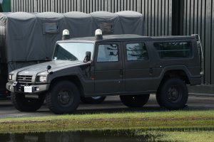 1280px-JASDF_Toyota_Mega_Cruiser45-5910_left_front_view_at_Hamamatsu_Air_Base_October_20_2019_01.jpg