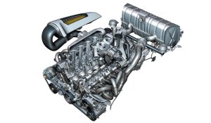 the-story-of-porsche-s-v10-from-failed-racecar-engine-to-the-heart-of-the-carrera-gt_8.jpg