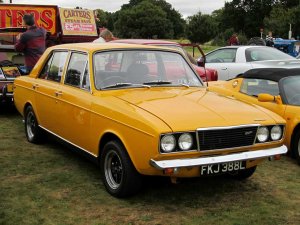Hillman-Hunter-1972-GLS-03.jpg