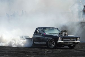 hq-holden-one-tonner-blown-blkmrkt-1.jpg