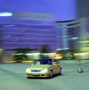 mercedes-benz_c_200_kompressor_sportcoupe_7732.jpeg
