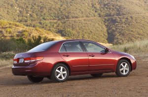 2004-Honda-Accord-EX-Marketing-10.jpg