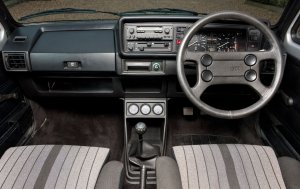 interior-vw-golf-mark-1.jpg