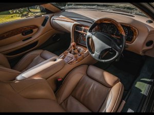 2000DB72.jpg