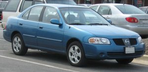 800px-2004-06_Nissan_Sentra.jpg