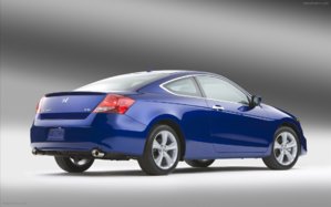 Honda-Accord-Coupe-2011-widescreen-03.jpg