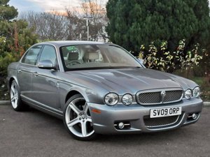 jaguar-sovereign-xj-series-xj-2.7-tdvi-sovereign-4dr-auto-sa_image1_400.jpg