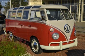 64-VW_Type-2_Microbus-Deluxe-DV-08_RMM-01.jpg
