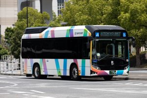 Keisei_Bus_Tokyo_BRT_1002_Toyota_Sora_ZBC-MUM1NAE_52939899277.jpg