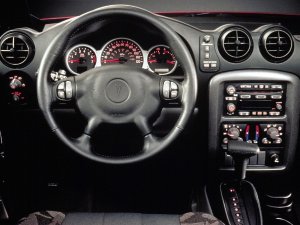 pontiac-aztek-interior.jpg