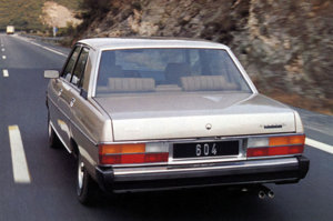 peugeot-604-17.jpg