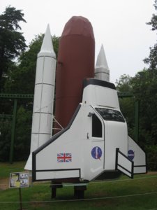 Reliant Robin shuttle.JPG