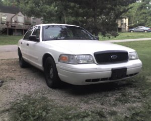 2002-ford-crown-victoria-lx-sport-pic-24615.jpeg