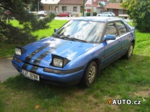 Mazda_323_1_6_3_m.jpg