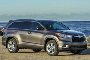 nydn-bg-2016-toyota-highlander-limited-platinum-photo.jpg
