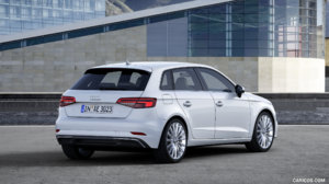2017_audi_a3_sportback_e-tron_14_2560x1440.jpg