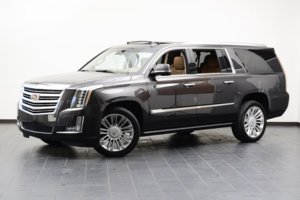 16 Escalade.jpg