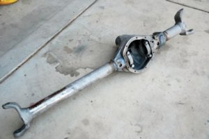 straightened-dana-44-axle.jpg