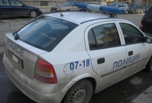 police_opel_1.jpg