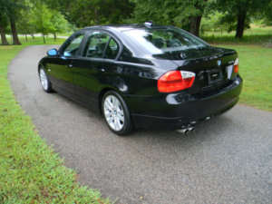 2007-bmw-328i-black-4.JPG