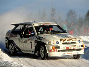 autowpru_ford_escort_rs_cosworth_rally_car_1.jpg