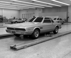 1971-ford-mustang-ii-concept.jpg