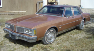 82olds49439-1.jpg