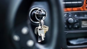 car-key-out-ignition-s-stuck_644be853684f488f.jpg