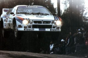 ed16051184ebb3c1eef1dp__lancia037.jpg
